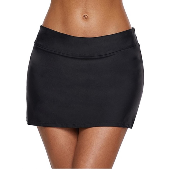☀️Tropical Escape Swim Mini Skirt Black Bottoms☀️~8 - Picture 4 of 14